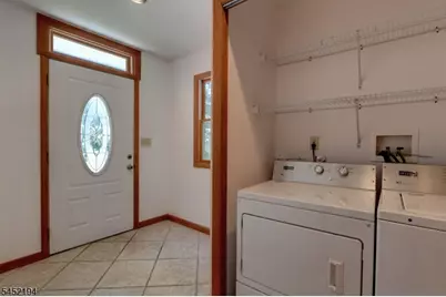 34 Knoll Rd, Wayne, NJ 07470 - Photo 21