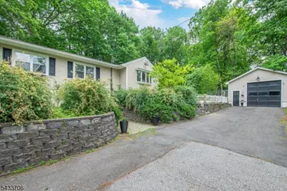9 Albert St, West Milford, NJ 07480 - Photo 1