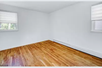 217 Eppirt St, East Orange, NJ 07018 - Photo 11