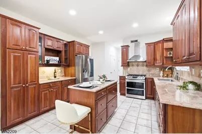 9 Stirrup Way, Franklin Township, NJ 08540 - Photo 11