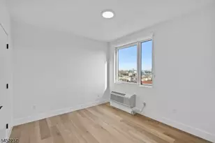 39 Madison St, Newark, NJ 07105 - Photo 11