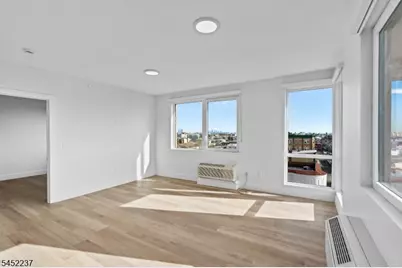 39 Madison St #503, Newark, NJ 07105 - Photo 15