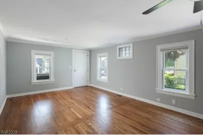 546 Downer St   Unit #1, Westfield, NJ 07090 - Photo 5