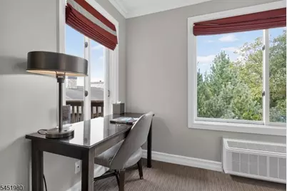 2 Chamonix Dr #518, Vernon, NJ 07462 - Photo 7