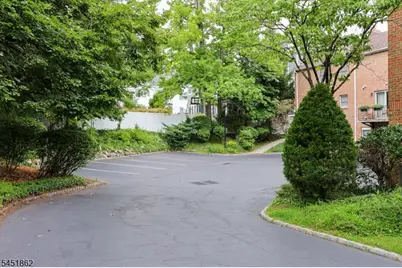 12 Cowperthwaite Place, Westfield Town, NJ 07090 - Photo 25