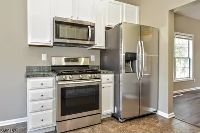 311 Cambridge Dr, Butler, NJ 07405 - Photo 7