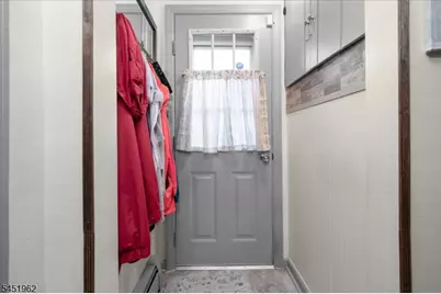 45 Kennedy Ave, Ogdensburg, NJ 07439 - Photo 33