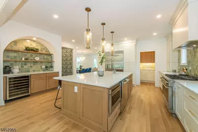 28 Mountain Ave, Summit, NJ 07901 - Photo 17