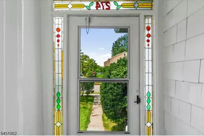 274 Brighton Ave, East Orange, NJ 07017 - Photo 5