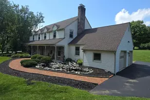 1 Chrystal Dr, Clinton Township, NJ 08833 - Photo 3