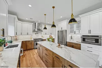 10 Shawnee Rd, Cranford Township, NJ 07016 - Photo 19