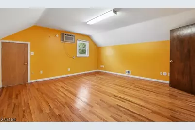219 W 1st, Edison, NJ 08820 - Photo 29