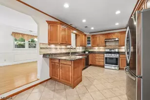 219 W 1st, Edison, NJ 08820 - Photo 9