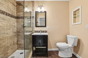 219 W 1st, Edison, NJ 08820 - Photo 21