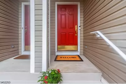 252 Ridge Dr, Pompton Lakes, NJ 07442 - Photo 3