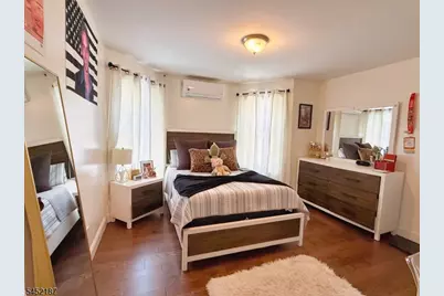 156 E 8th Ave, Roselle, NJ 07203 - Photo 9