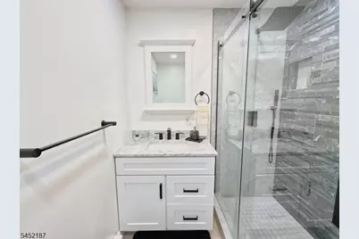156 E 8th Ave, Roselle, NJ 07203 - Photo 11