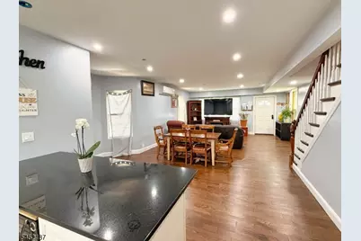 156 E 8th Ave, Roselle, NJ 07203 - Photo 5