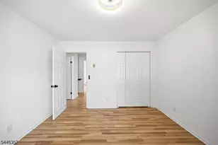 180 River Dr, Parsippany, NJ 07034 - Photo 25