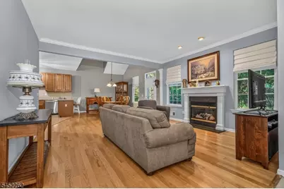 5 Indian Plantation St, Raritan Township, NJ 08822 - Photo 5