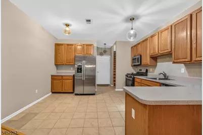 5 Indian Plantation St, Raritan Township, NJ 08822 - Photo 23