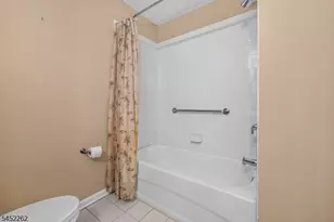 5 Indian Plantation St, Raritan Township, NJ 08822 - Photo 15