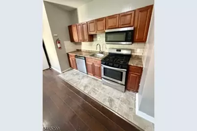225 Chadwick Ave, Newark, NJ 07108 - Photo 3