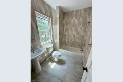 225 Chadwick Ave, Newark, NJ 07108 - Photo 7