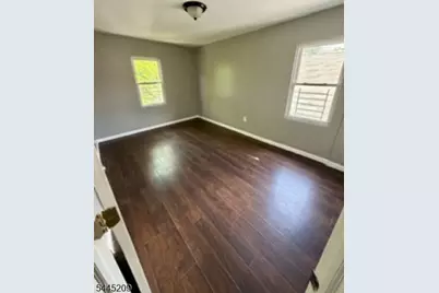 225 Chadwick Ave, Newark, NJ 07108 - Photo 5