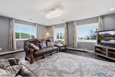 112 Knob Hill Rd, Washington Township, NJ 07840 - Photo 17