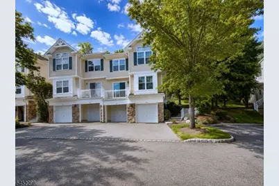 116 Wallace Ct, Green Brook Township, NJ 08812 - Photo 1