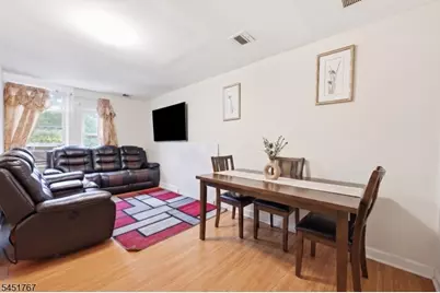 21 N 18th St, East Orange, NJ 07017 - Photo 17