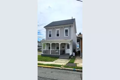 394 Lincoln St, Phillipsburg, NJ 08865 - Photo 1