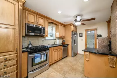 147 Claremont Ave, Verona Twp., NJ 07044 - Photo 11