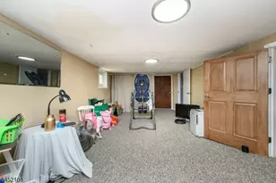 147 Claremont Ave, Verona Twp., NJ 07044 - Photo 15