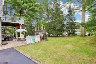 488 Cedar Ln, Paramus, NJ 07652 - Photo 33