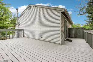 488 Cedar Ln, Paramus, NJ 07652 - Photo 29