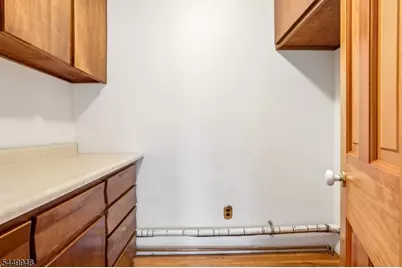 488 Cedar Ln, Paramus, NJ 07652 - Photo 17