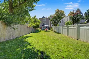 315 Elizabeth St, Orange, NJ 07050 - Photo 35