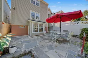 315 Elizabeth St, Orange, NJ 07050 - Photo 29