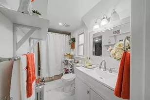 315 Elizabeth St, Orange, NJ 07050 - Photo 31