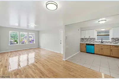 629 S 18th St, Newark, NJ 07103 - Photo 9