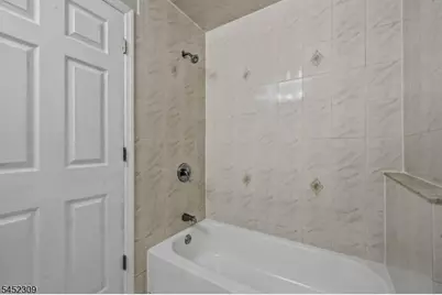 629 S 18th St, Newark, NJ 07103 - Photo 23