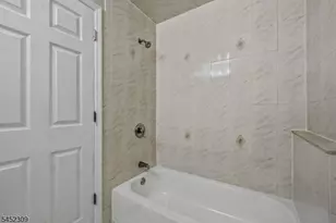 629 S 18th St, Newark, NJ 07103 - Photo 23
