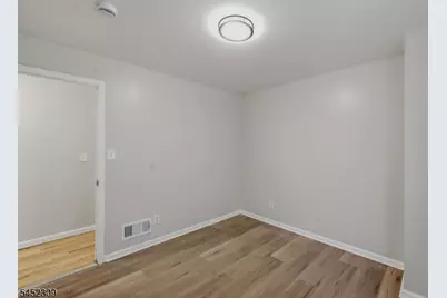 629 S 18th St, Newark, NJ 07103 - Photo 29
