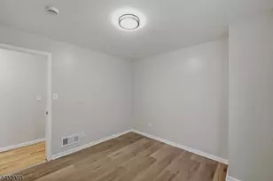 629 S 18th St, Newark, NJ 07103 - Photo 29