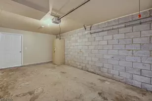 629 S 18th St, Newark, NJ 07103 - Photo 7