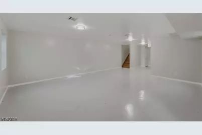629 S 18th St, Newark, NJ 07103 - Photo 39