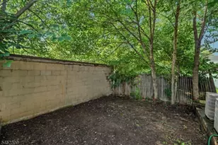 629 S 18th St, Newark, NJ 07103 - Photo 45