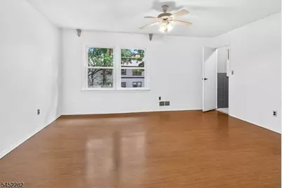 71 Highview Dr, Woodbridge Township, NJ 07095 - Photo 17